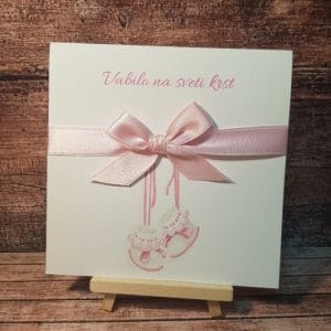 Vabilo za krst s copatki in pentljico, roza REK37