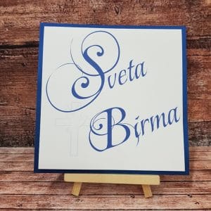 Vabilo za birmo zalepljeno na modrem papirju in modro pisavo