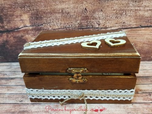 Lesene škatlice za prstane - Poročni bazar INKI Lesene škatlice za prstane - Poročni bazar INKI