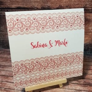 Poročno vabilo s čipko