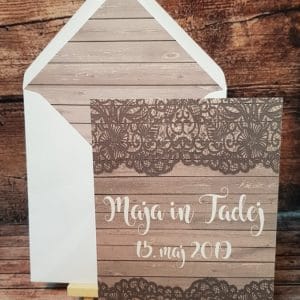Poročno vabilo s čipko