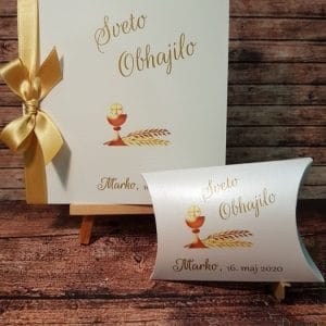 Komplet za obhajilo (vabilo + konfet) s kelihom in pšenico ter zlato pentljo REOKMPL 05