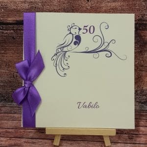 Vabila za Abrahama z vijolično pentljo, rožicami in ptičkom