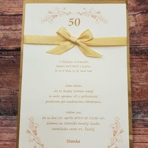 Vabilo za Abrahama z zlato pentljo in zlatim cvetličnim motivom