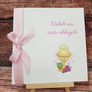Vabilo za obhajilo z roza pentljo, roza pisavo in kelihom