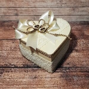 Lesene škatlice za prstane