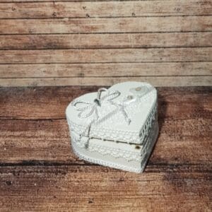 Lesene škatlice za prstane