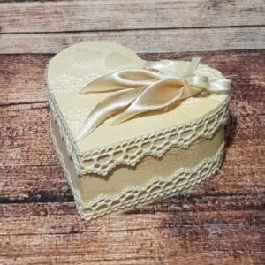 Lesene škatlice za prstane