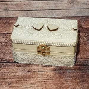 škatlica za prstane