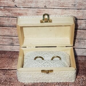 Lesene škatlice za prstane