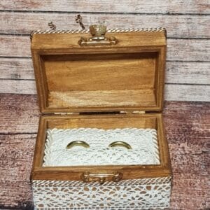 Lesene škatlice za prstane