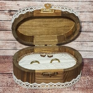 Lesene škatlice za prstane