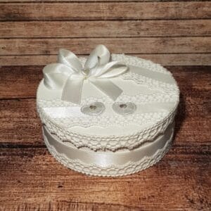 Lesena škatlica za prstane