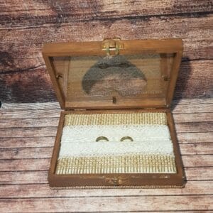 Lesene škatlice za prstane