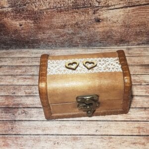 Lesene škatlice za prstane