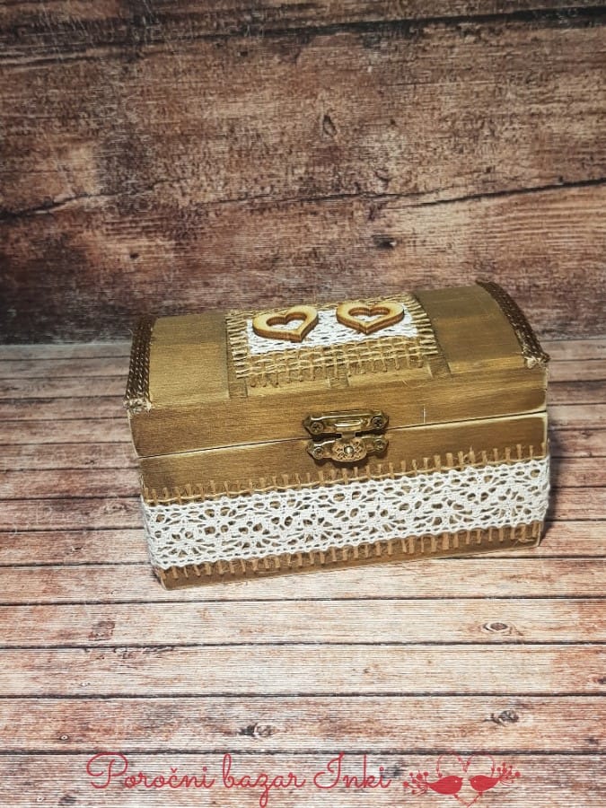 Lesene škatlice za prstane – Poročni bazar INKI Lesene škatlice za prstane