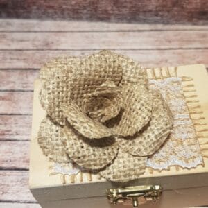 Lesene škatlice za prstane