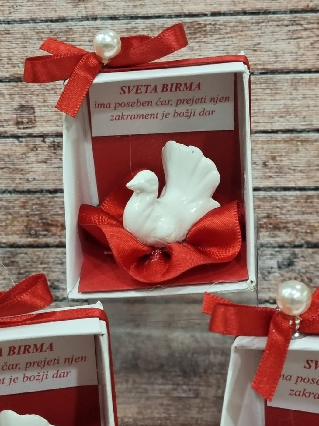 Konfeti za birmo – Poročni bazar INKI konfeti za obhajilo in birmo