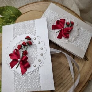 Darilna škatlica s čestitko