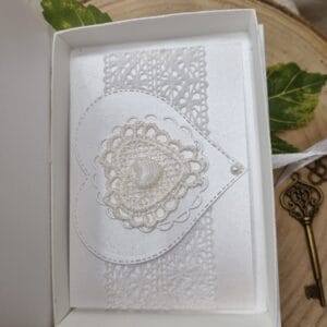 Darilna škatlica s čestitko