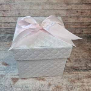 škatlica presenečenja