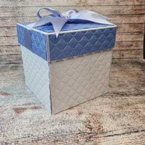 škatlica presenečenja