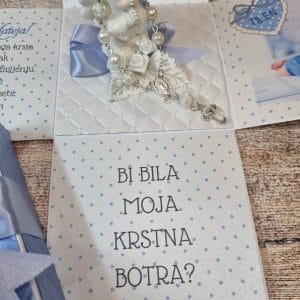 škatlica presenečenja